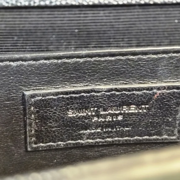 Yves Saint Laurent Black Leather Shoulder Bag - Picture 3 of 9